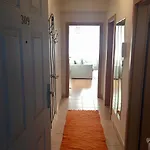 Apartman Cozy In District 8