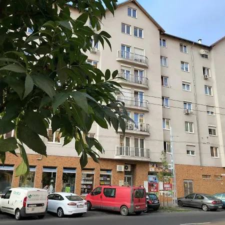 Cozy In District 8 Appartement