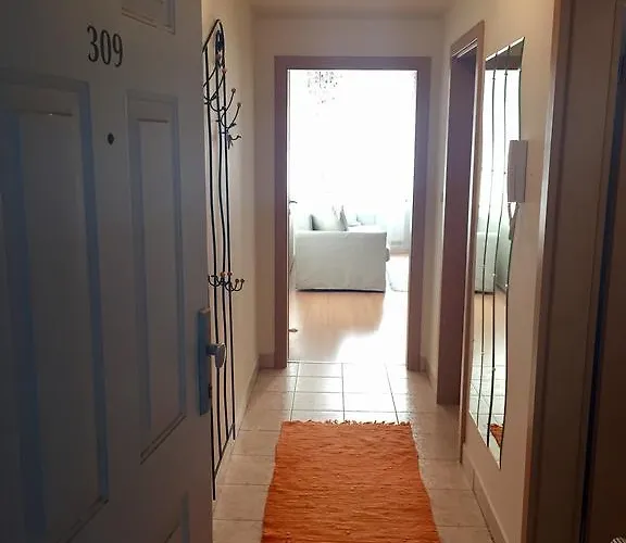 Apartamento Cozy In District 8